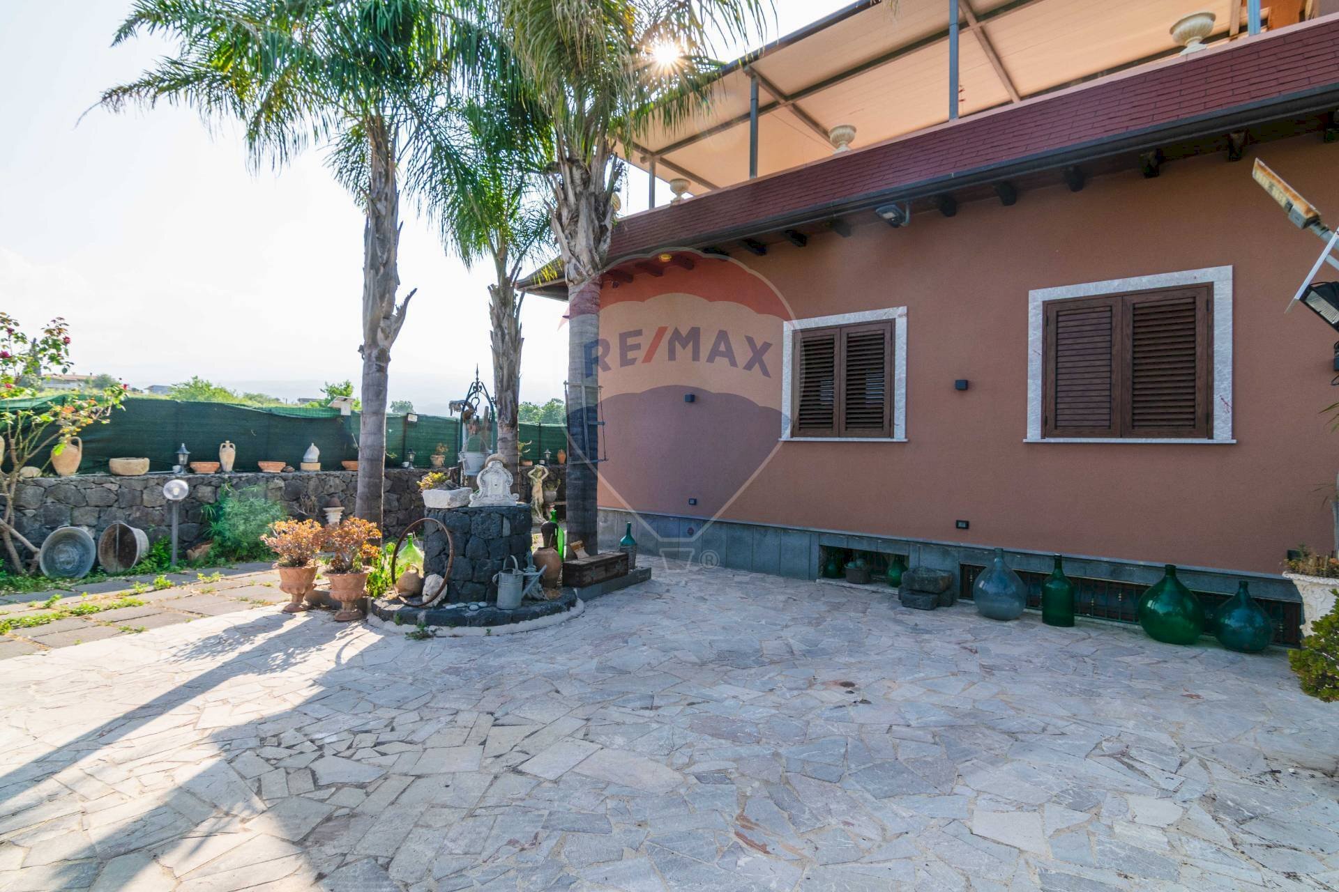 Casa all\'aperto - Villa Via Pegno Quaderaro
2, Calatabiano - foto 3