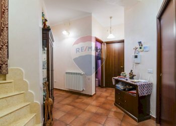 Scale - Villa Via Pegno Quaderaro
 
2, Calatabiano - foto 16