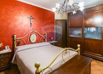 Camera / camera da letto - Villa Via Pegno Quaderaro
 
2, Calatabiano - foto 23