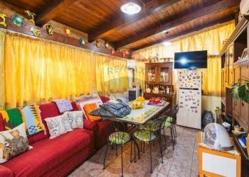 Sala da pranzo - Villa Via Pegno Quaderaro
 
2, Calatabiano - foto 25