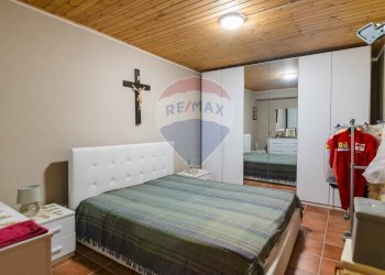 Camera / camera da letto - Villa Via Pegno Quaderaro
 
2, Calatabiano - foto 35