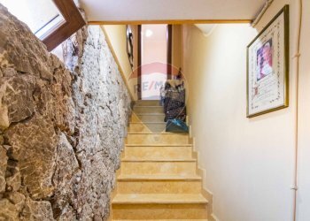 Scale - Villa Via Pegno Quaderaro
 
2, Calatabiano - foto 46