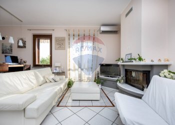 Soggiorno - Quadrilocale Via Gramsci
 
28, Gessate - foto 3