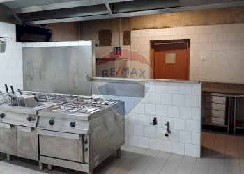 Cucina - Locale Commerciale Via Antonio Gramsci, Fara in Sabina - foto 14