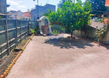 Terrazza - Locale Commerciale VIA DIETRO MANGANELLI
 
7, Moio Alcantara - foto 7