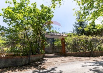 Giardino - Villa contrada Luppineria, Castelmola - foto 2