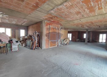 Parcheggio - Quadrilocale VIA DIETRO MANGANELLI
 
9, Moio Alcantara - foto 4