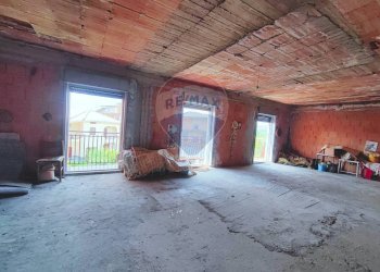 Stanza vuota - Quadrilocale VIA DIETRO MANGANELLI
 
9, Moio Alcantara - foto 18