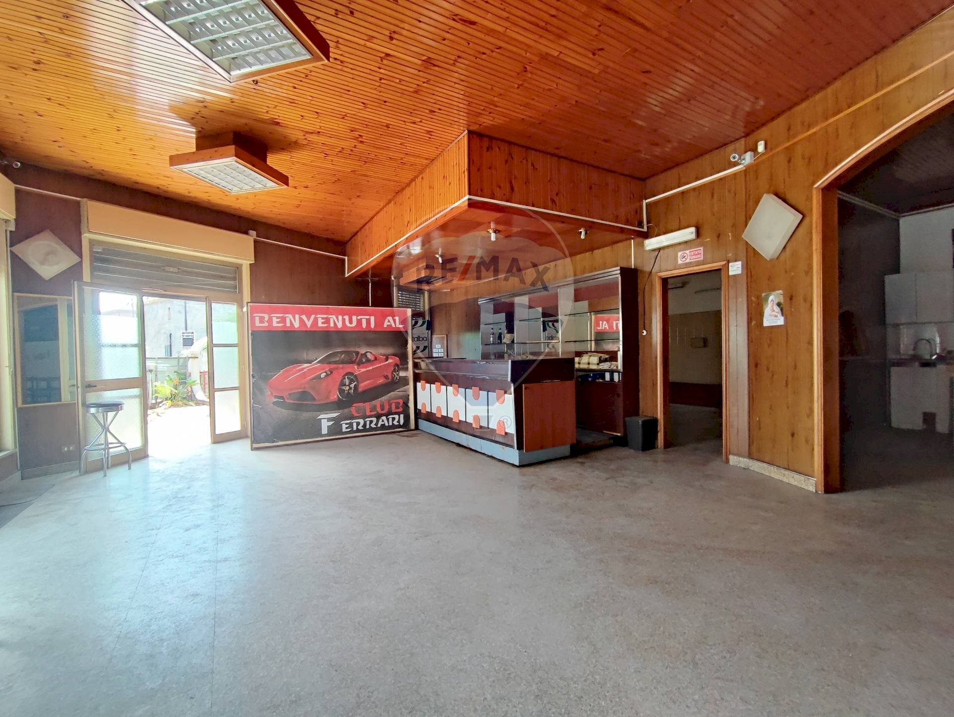 Stanza vuota - Commercial Premises VIA DIETRO MANGANELLI
 
7, Moio Alcantara - photo 1