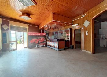 Stanza vuota - Locale Commerciale VIA DIETRO MANGANELLI
 
7, Moio Alcantara - foto 1