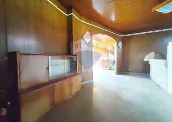 Stanza vuota - Locale Commerciale VIA DIETRO MANGANELLI
 
7, Moio Alcantara - foto 26