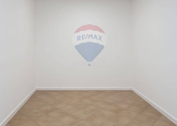 Stanza vuota - Ufficio via XXXI Maggio
 
109, Catania - foto 6