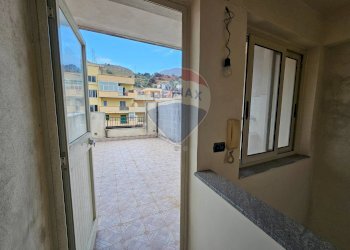 Terrazza - Casa indipendente Via Cesare Battisti
 
149, Furci Siculo - foto 25