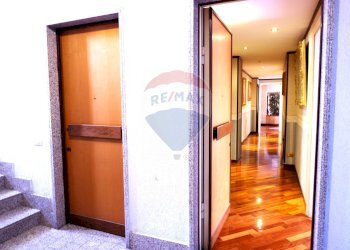 Hall / corridoio - Quadrilocale Via Petrarca
 
44, Caserta - foto 22