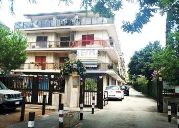 Edificio all\'aperto - Quadrilocale Via Petrarca
 
44, Caserta - foto 28