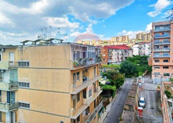 Edificio all\'aperto - Appartamento Via E.Ricci
 
1, Napoli - foto 7