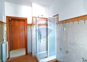 Bagno - Appartamento Via E.Ricci
 
1, Napoli - foto 13