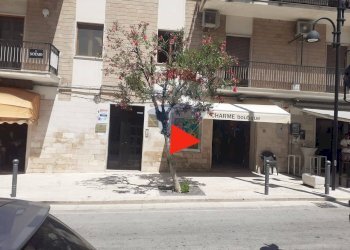 esterno - Locale Commerciale Viale XXIV Maggio
 
56, Vieste - foto 11