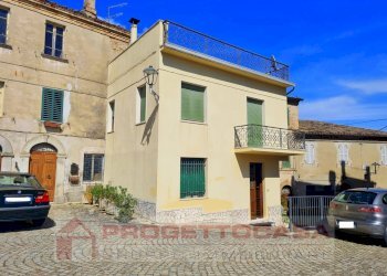 Foto 2 - Casa indipendente Via Piazza Marconi, Montalto delle Marche - foto 2