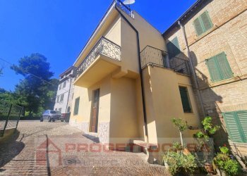 Foto 3 - Casa indipendente Via Piazza Marconi, Montalto delle Marche - foto 3