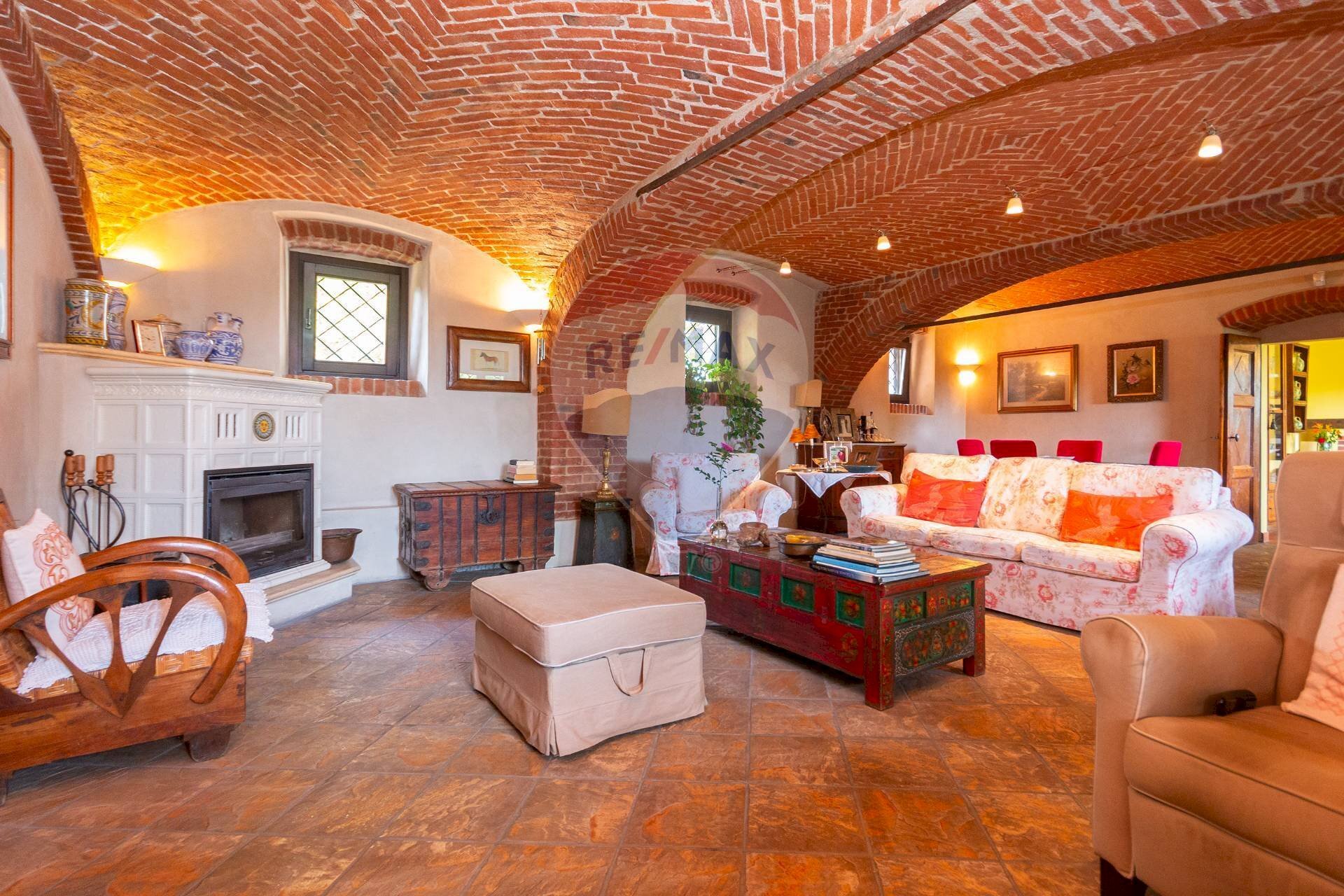 Soggiorno - Rustico frazione Prà, Bene Vagienna - foto 3