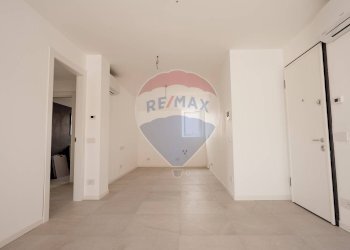 Stanza vuota - Trilocale GENERALE ARDOINO
 
205, Diano Marina - foto 2