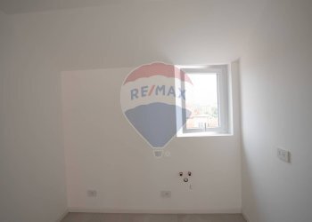 Stanza vuota - Trilocale GENERALE ARDOINO
 
205, Diano Marina - foto 5