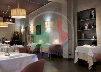 Foto 18 - Commercial Activity Via Martiri della Libertà
 
9, Chieri - photo 18