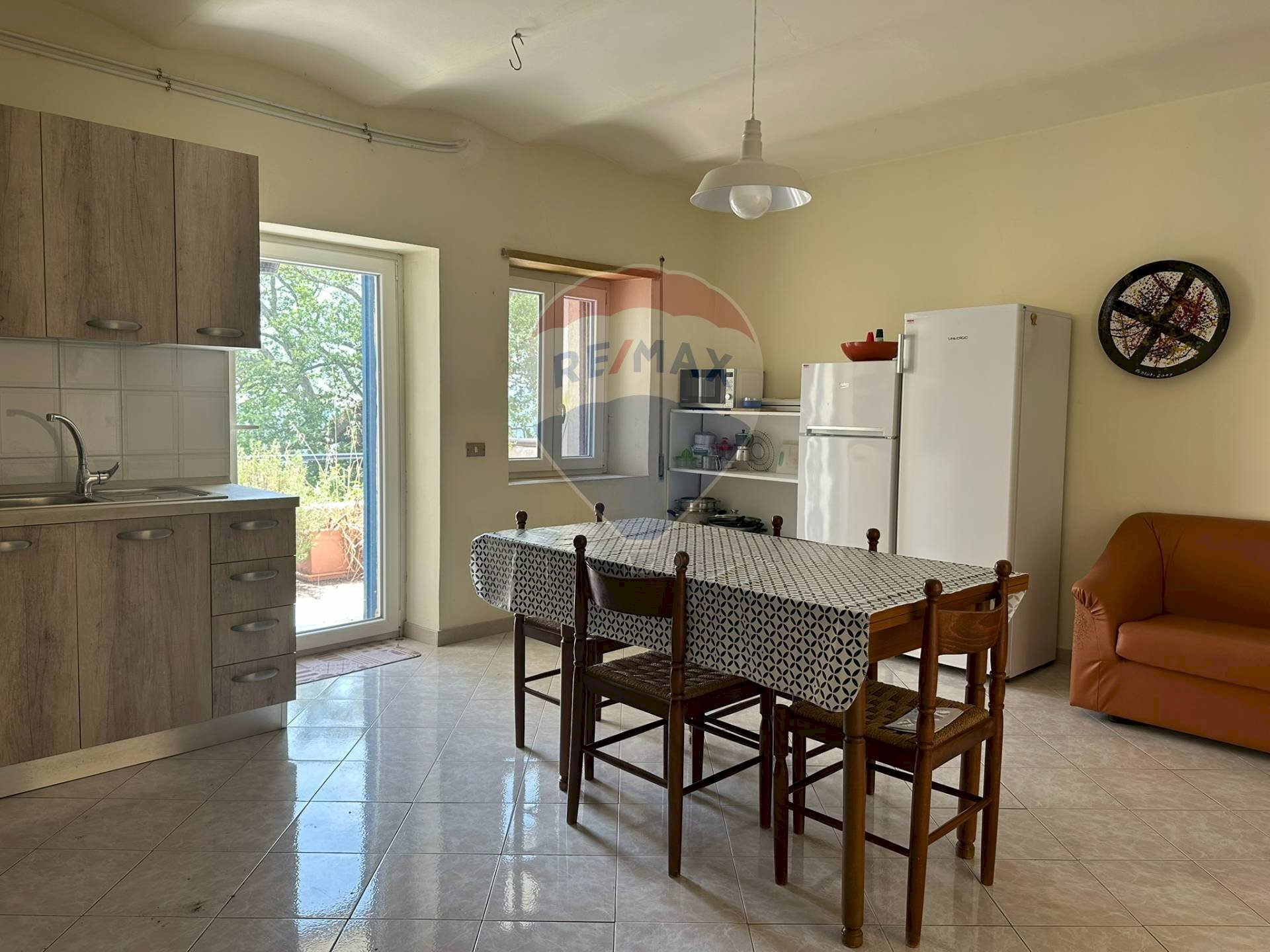 Sala da pranzo - Casa indipendente Via Coste
 
6, Cerro al Volturno - foto 3