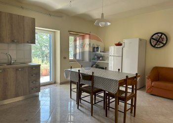 Sala da pranzo - Casa indipendente Via Coste
 
6, Cerro al Volturno - foto 3