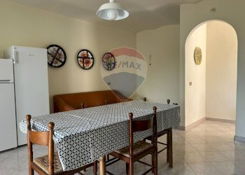 Sala da pranzo - Casa indipendente Via Coste
 
6, Cerro al Volturno - foto 10