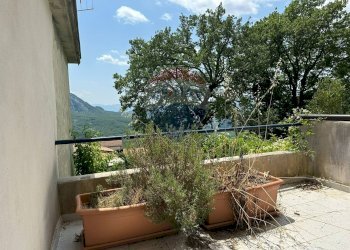 Balcone - Casa indipendente Via Coste
 
6, Cerro al Volturno - foto 15