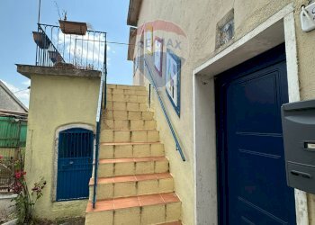 Scale - Casa indipendente Via Coste
 
6, Cerro al Volturno - foto 27