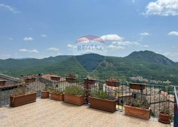 Vista delle montagne - Casa indipendente Via Coste
 
6, Cerro al Volturno - foto 46