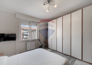 Camera / camera da letto - Three-room apartment Via Giovanni XXIII
 
1, Landriano - photo 23