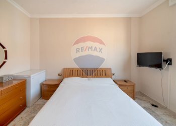 Camera / camera da letto - Three-room apartment Via Giovanni XXIII
 
1, Landriano - photo 24