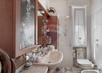 Bagno - Three-room apartment Via Giovanni XXIII
 
1, Landriano - photo 28