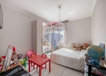 Camera / camera da letto - Three-room apartment Via Giovanni XXIII
 
1, Landriano - photo 31