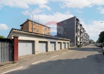 Edificio all\'aperto - Three-room apartment Via Giovanni XXIII
 
1, Landriano - photo 38