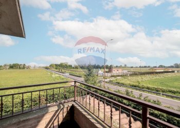 Balcone - Three-room apartment Via Milano
 
41, Landriano - photo 13