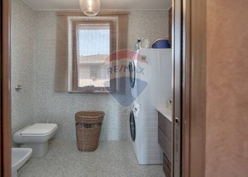 Bagno - Three-room apartment Via Milano
 
41, Landriano - photo 16