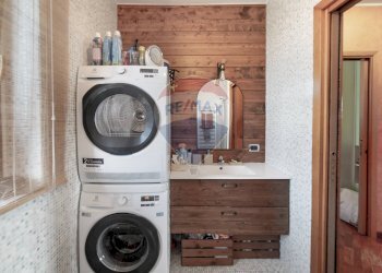 Lavanderia - Three-room apartment Via Milano
 
41, Landriano - photo 18