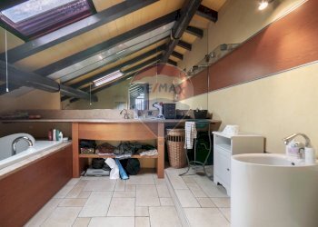 Bagno - Three-room apartment Via Milano
 
41, Landriano - photo 32