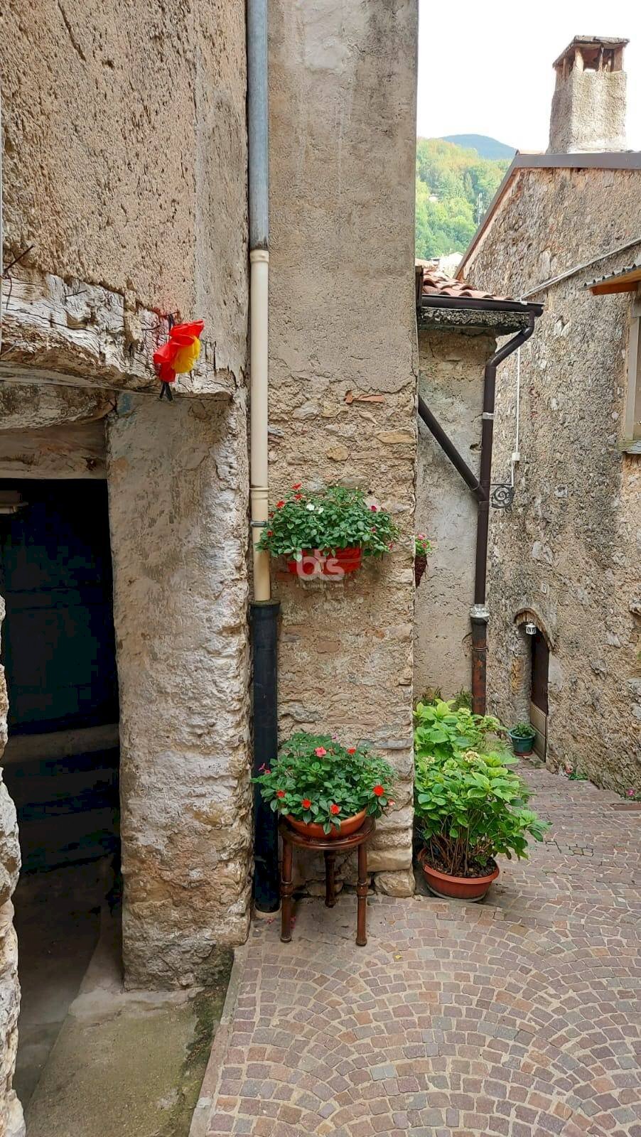 Foto 3 - Rustico via santa maria
1, Adrara San Rocco - foto 3