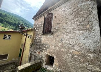 Foto 2 - Rustico via santa maria
 
1, Adrara San Rocco - foto 2