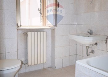 Bagno - Trilocale Via Sant'Agrippina
 
42, Enna - foto 13