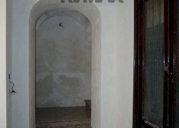 Hall / corridoio - Trilocale Via Sant'Agrippina
 
42, Enna - foto 18