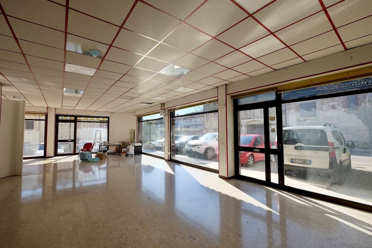 Foto 1 - Shop Maniago - photo 1