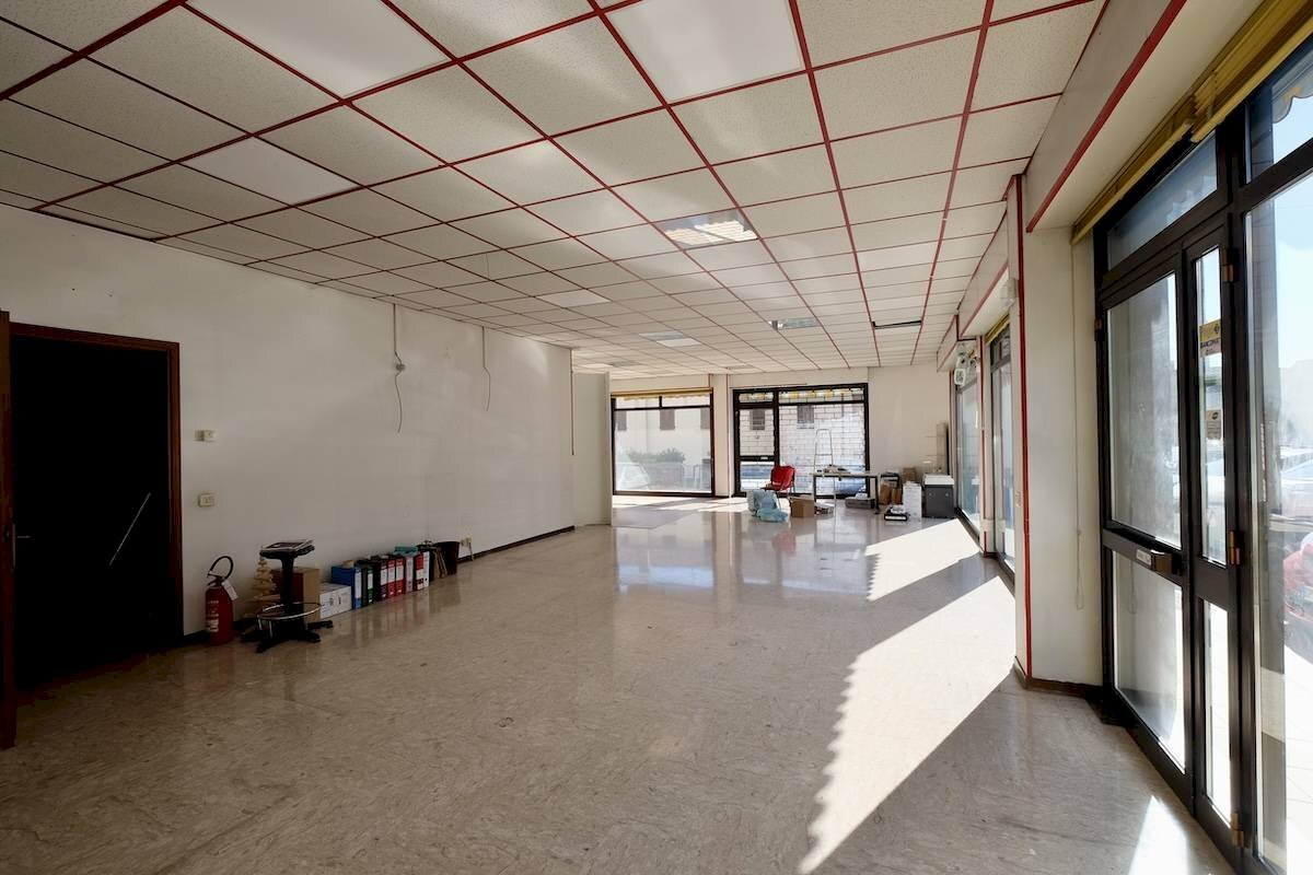 Foto 3 - Shop Maniago - photo 3