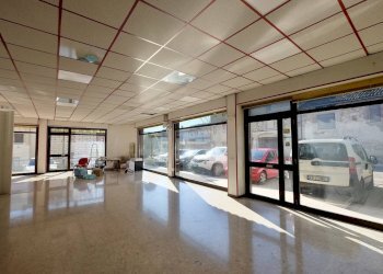 Foto 1 - Shop Maniago - photo 1